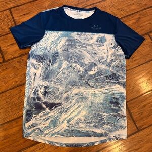 Realtree Fishing tee shirt Men's Large Blue ocean patterned stretch performance